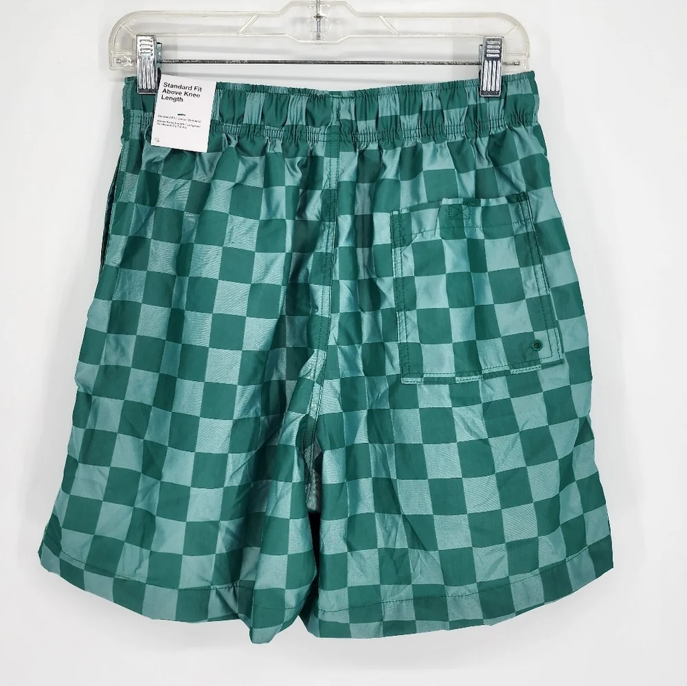 Nike NWT Men's Club Flow Shorts Above Knee Green Checkered Small